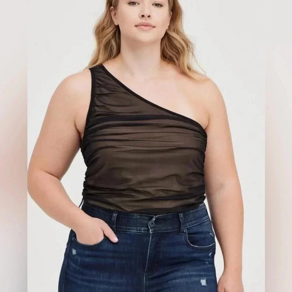 NWT Torrid Ruched Mesh One Shoulder Contrast Lining Top- Black 00 NWT - Picture 2 of 11